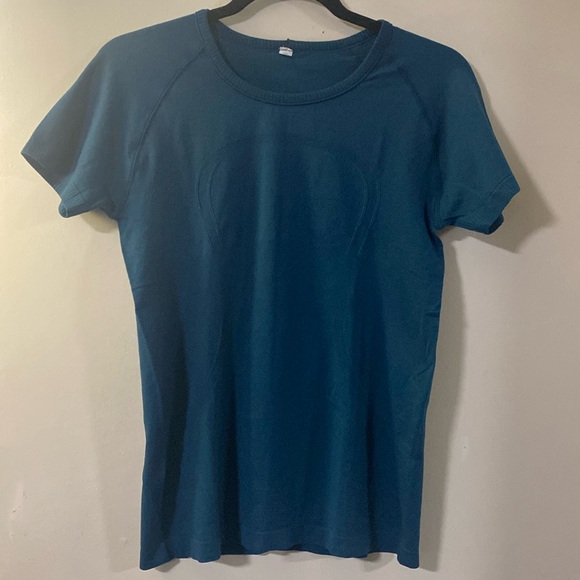Lululemon Swiftly Short Sleeve Shirt, Size 8 Color Teal - Picture 1 of 6